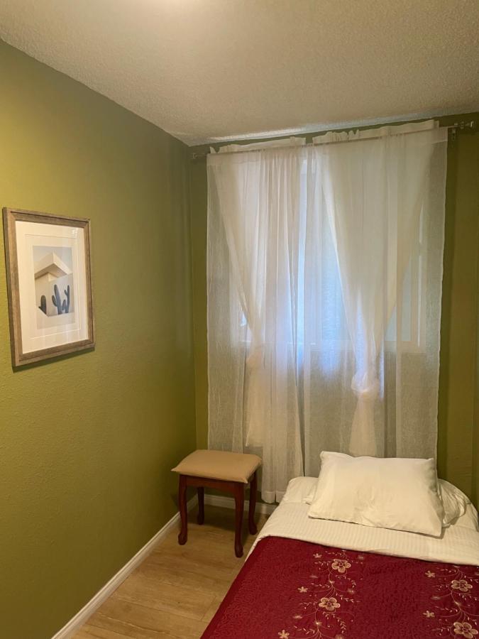 Small Private Room In Los Angeles With Free Strong Wifi!!! Extérieur photo